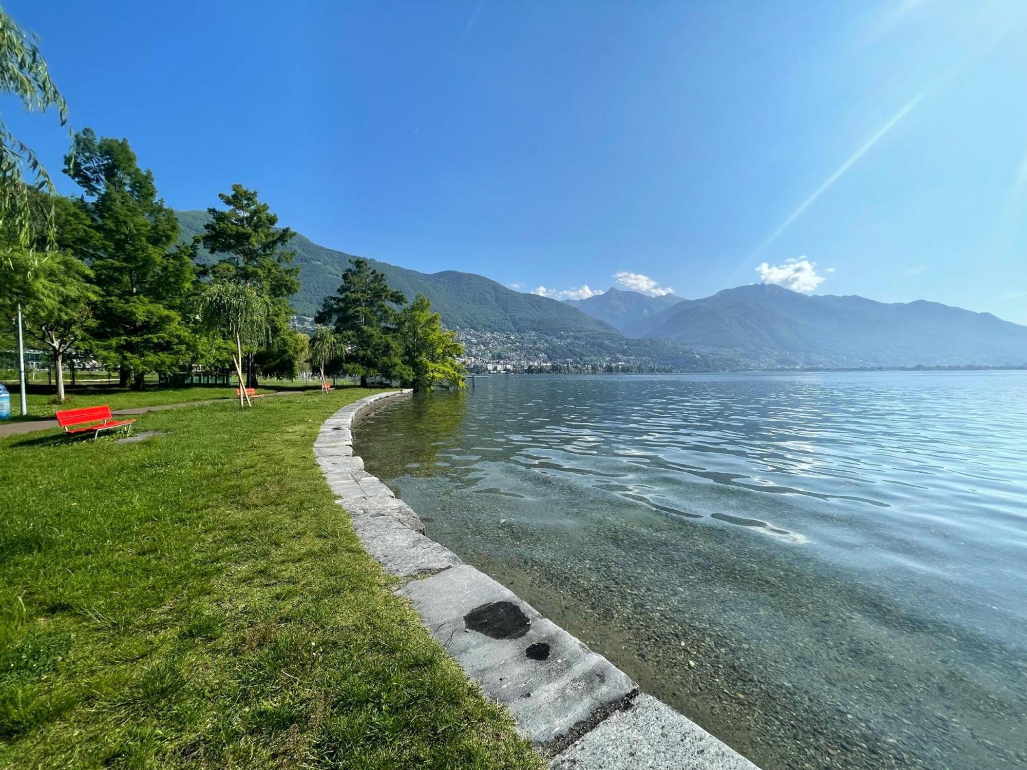 Locarno: Casa Lido Apartment Екстериор снимка